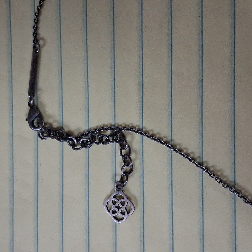 Kendra Scott Necklace - Picture 3 of 4
